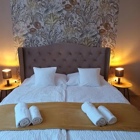 Kata Belvárosi Veszprém