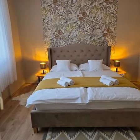 Kata Belvarosi Lejlighed *